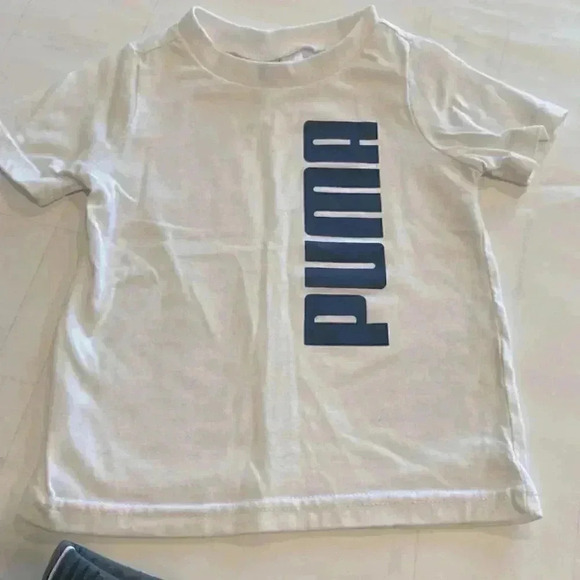 Puma T-shirt and sweats - Picture 3 of 7